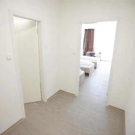 Hotel kapsułowy Siesta Bratysława